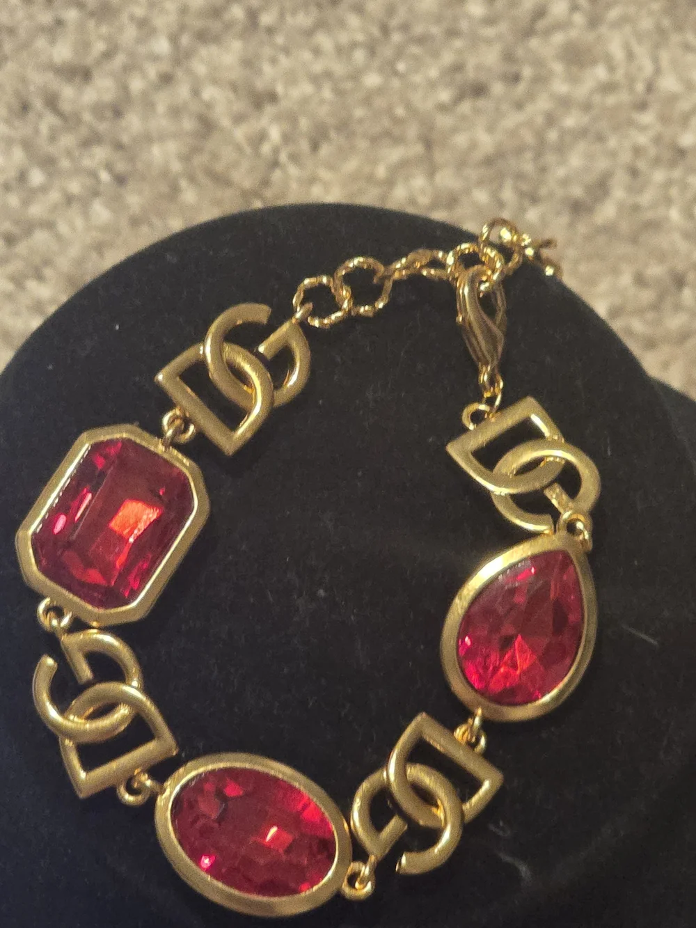 Dolce & Gabbana pics accents resistant
